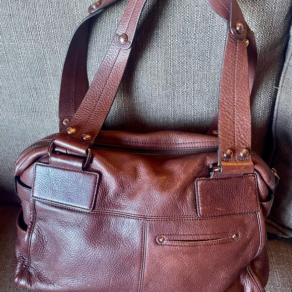 B Makowsky Pebbled Brown Leather Handbag Double Strap Bronze Hardware EUC - Picture 3 of 10